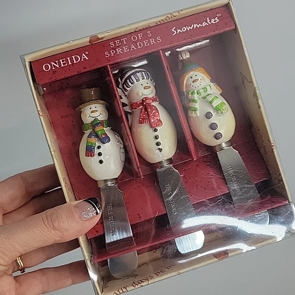 ONEIDA Snowman Spreaders Set of 3